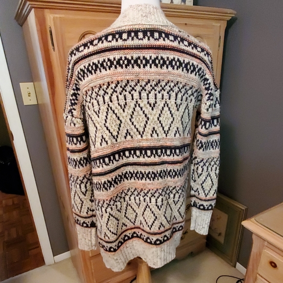 Mossimo Aztec Open Front Cardigan - Picture 3 of 8